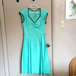 Pinup Couture Heidi in mint Large